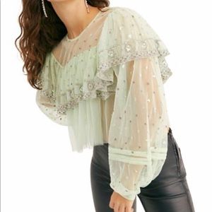 NWT “FREE PEOPLE” TOP SIZE MEDIUM